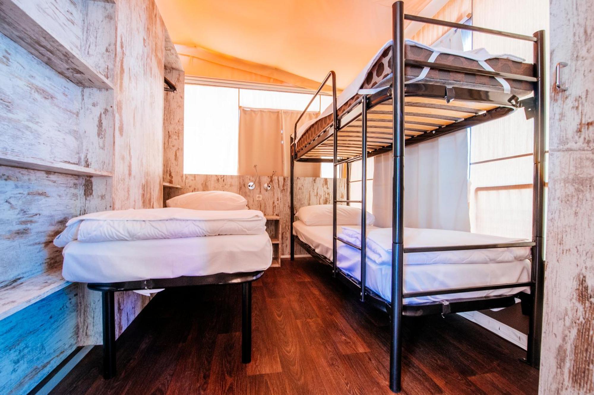 Zaton Holiday Resort Glamping Tents Nin Rum bild